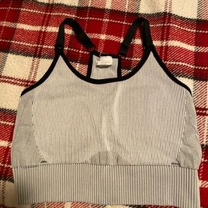 Ingrid and Isabel bra